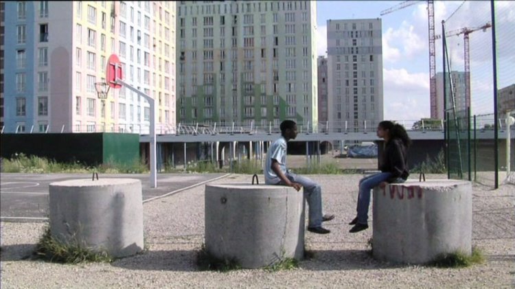 7 Hélène Milano - Les roses noires